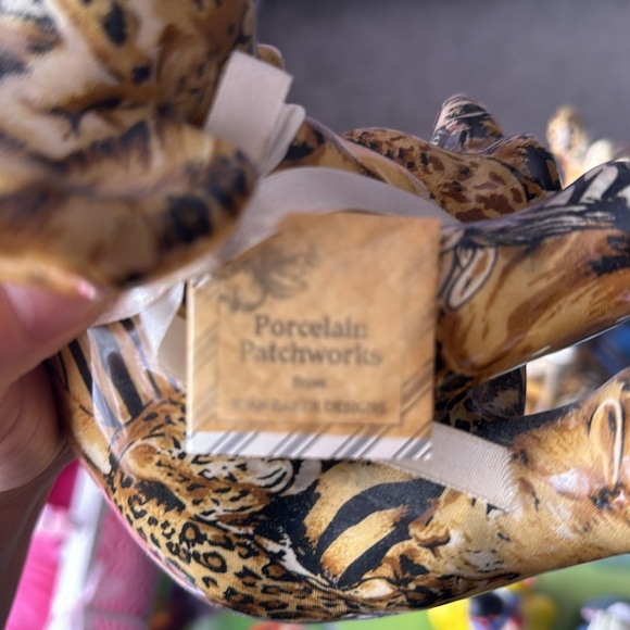 Porcelain patchwork - Picture 3 of 3